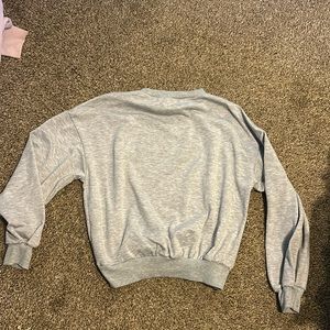 grey crew neck